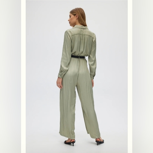 Joie/ Elegant Sage Green Jumpsuit/ Pleated/ Size US S - Picture 4 of 16